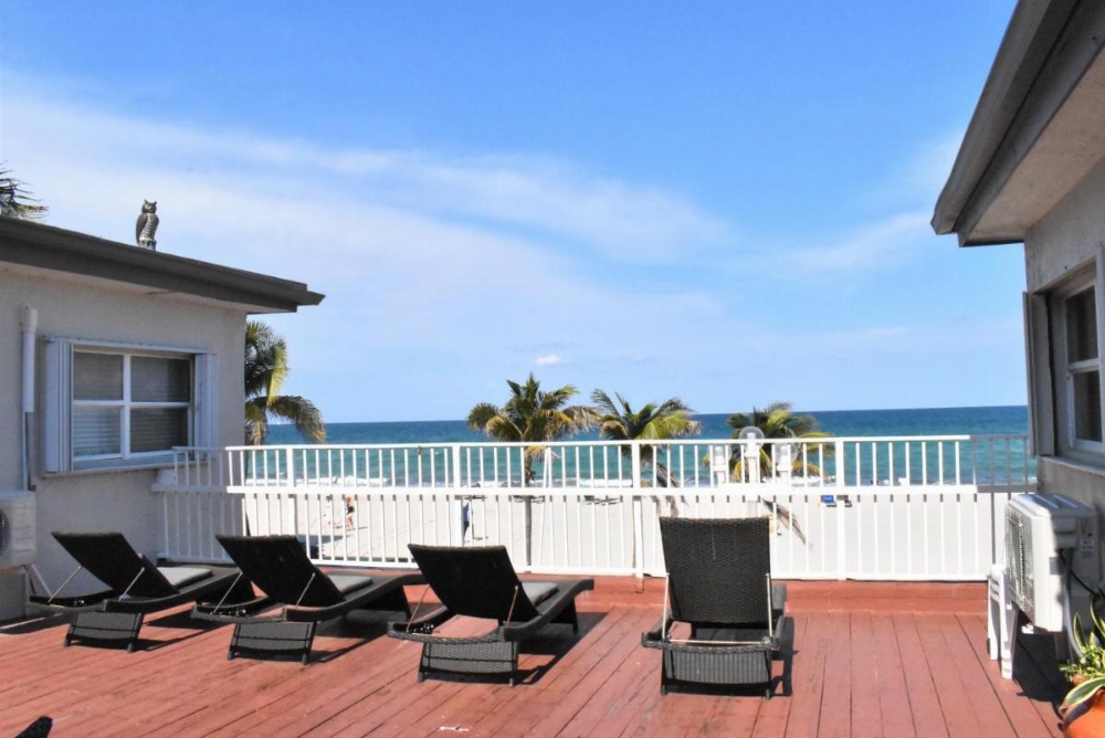 Golden Sand Oceanfront Image 13